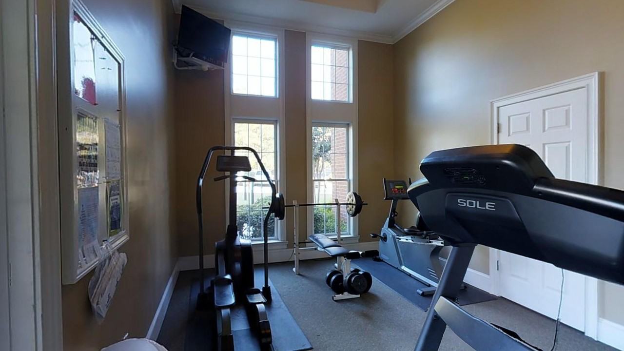 160 Wexford Dr #301 - Photo 4 of 32