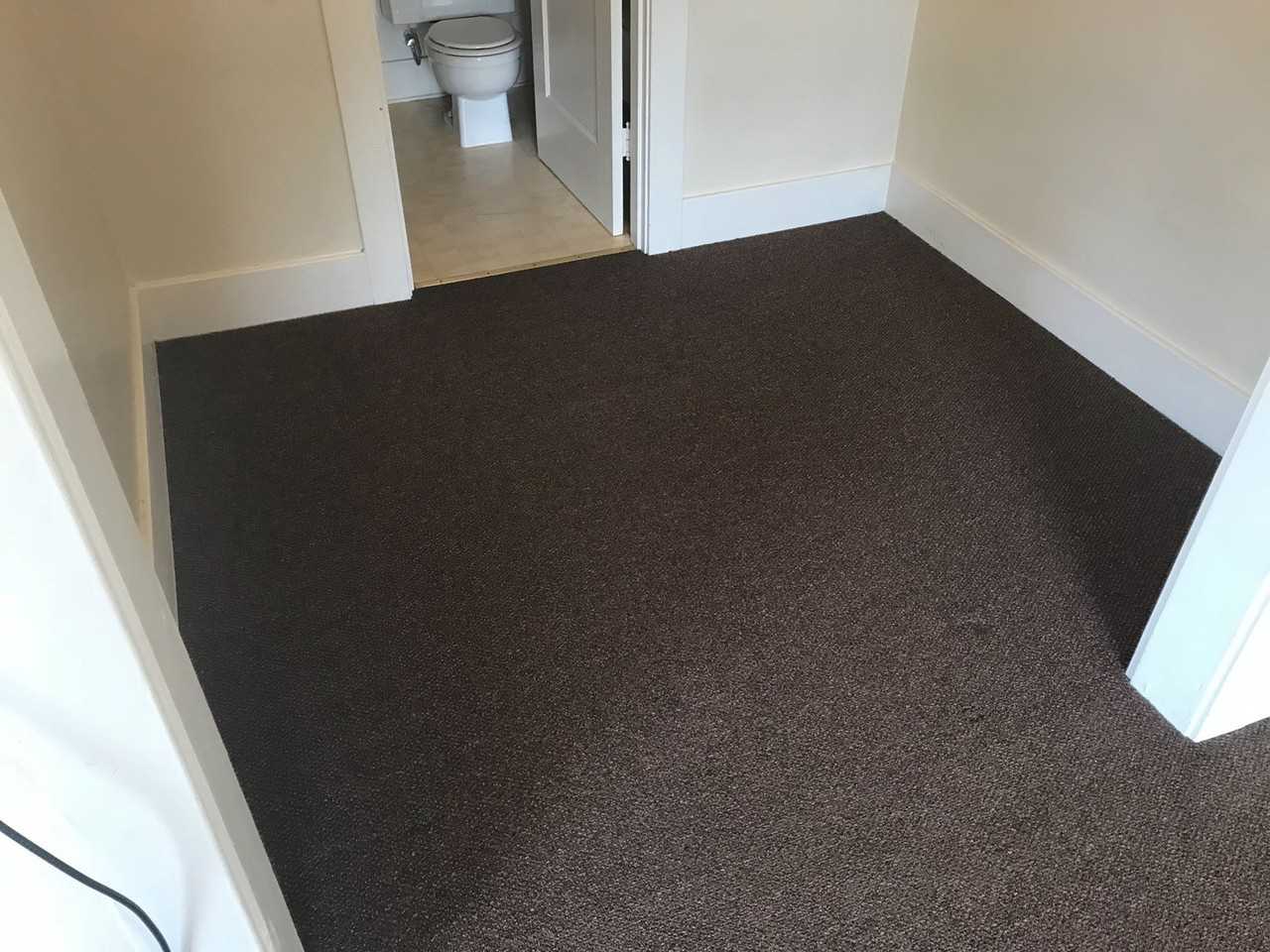 415 Walnut Ave #8 - Photo 4 of 7