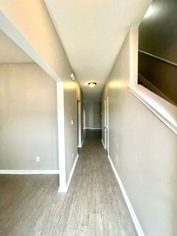 2316 Bigwood Trl - Photo 2 of 11