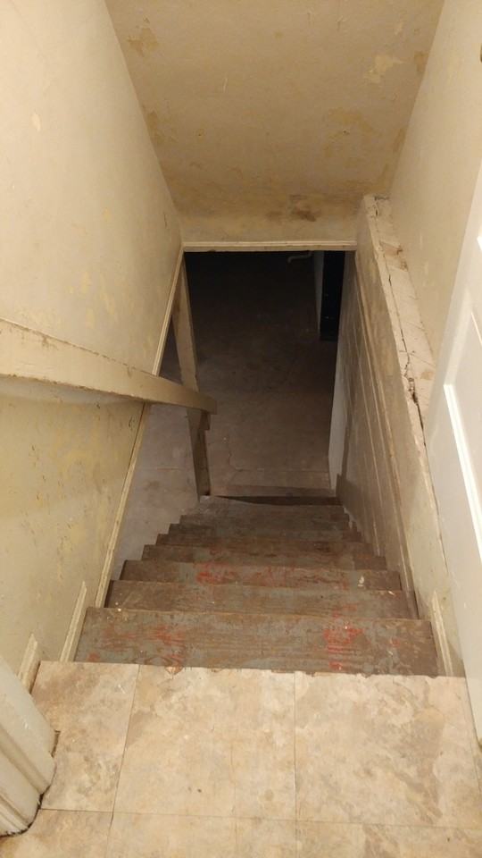 3107 South St - Photo 2 of 20