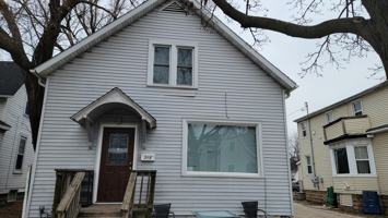 featured image of 715 Chicago St