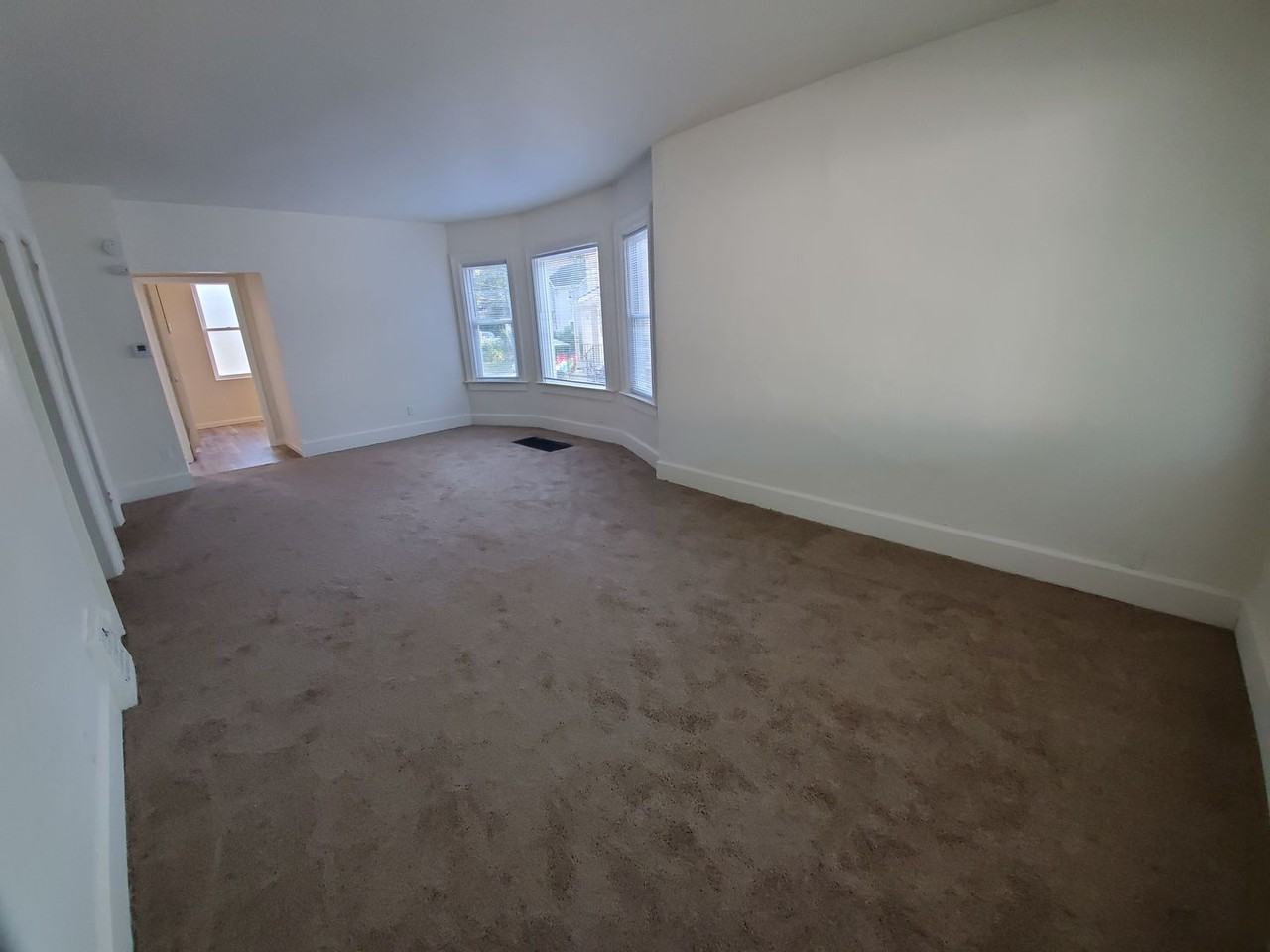 715 Chicago St - Photo 2 of 10