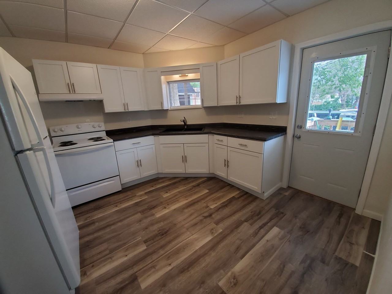 715 Chicago St - Photo 4 of 10