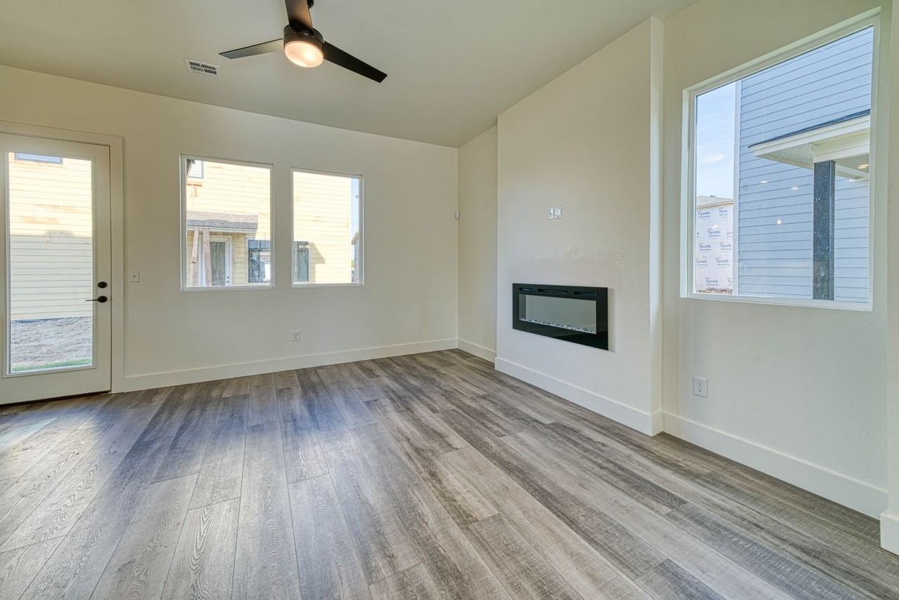 2526 Nw 129th St - Photo 6 of 24