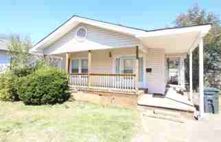 1213 16th Pl Sw - Photo 1 of 1