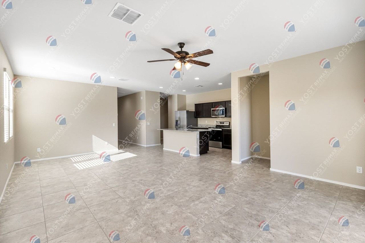 1057 W Avalon Canyon Dr - Photo 4 of 10