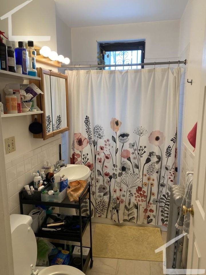 15 Cummings Rd - Photo 7 of 8