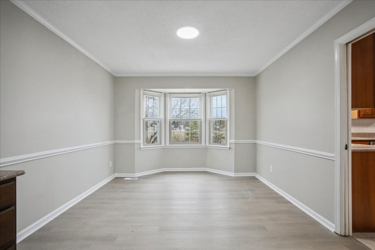 1 Sandpiper Ct - Photo 5 of 27
