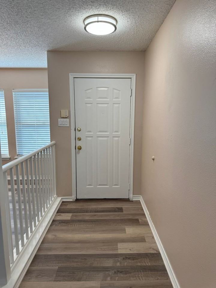 8290 Morning Grv - Photo 3 of 26