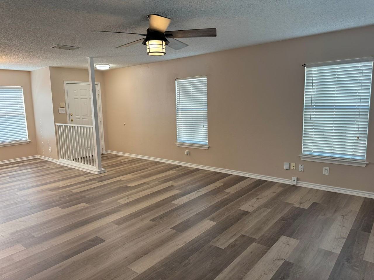8290 Morning Grv - Photo 5 of 27