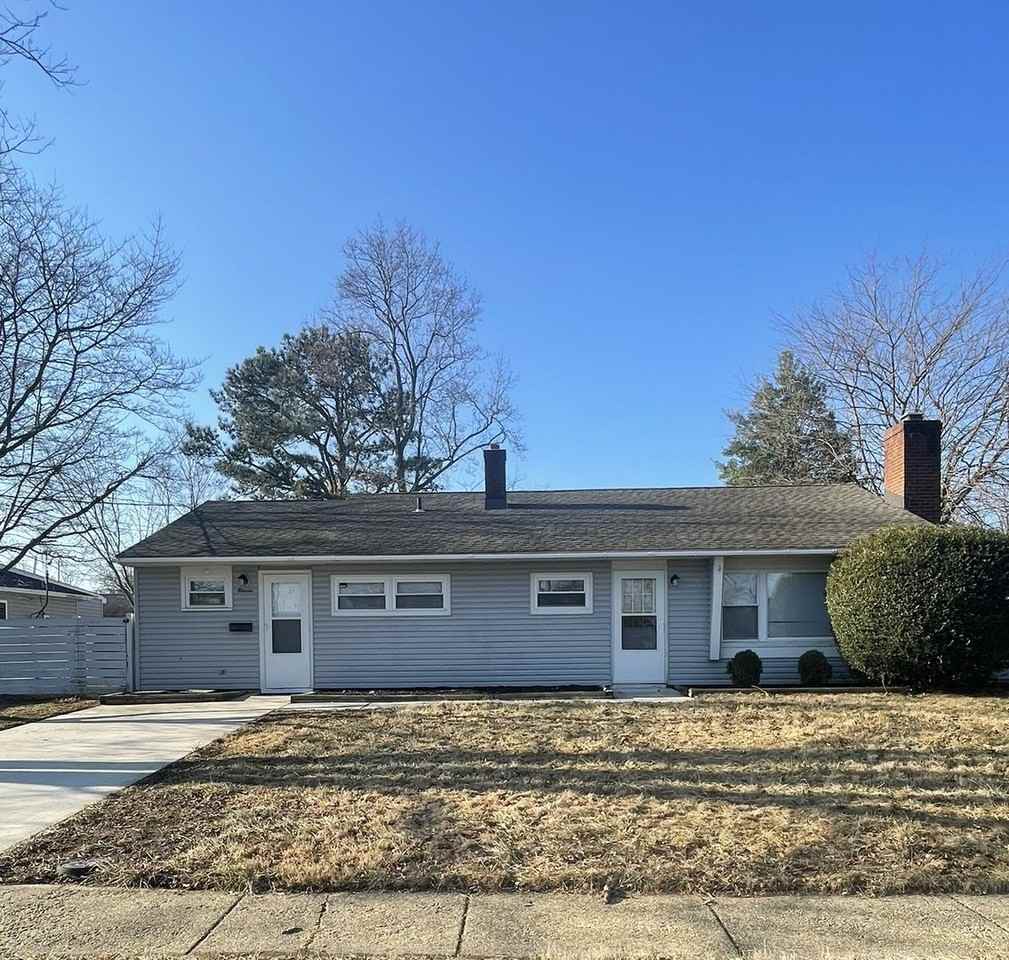 11 Malvina Ln - Photo 3 of 43