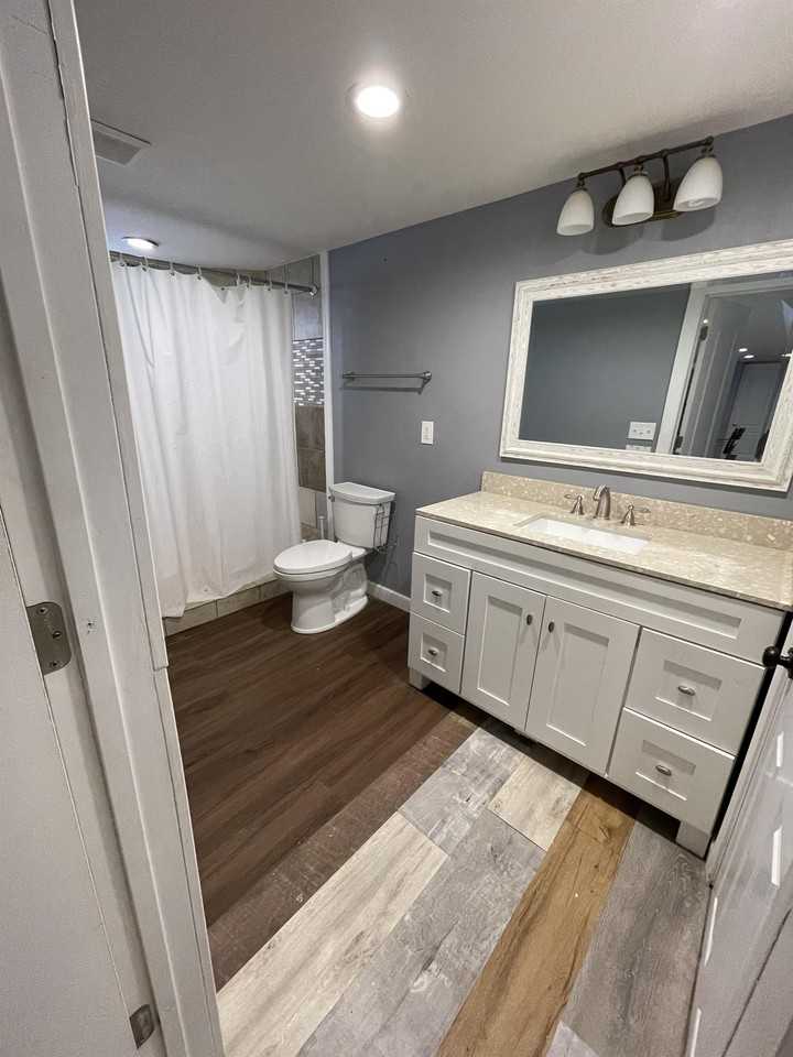 615 W30 - Photo 3 of 10