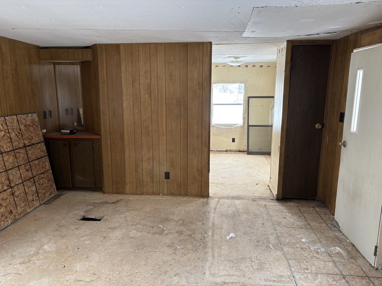 6592 State Route 21 - Creekside - Photo 4 of 11