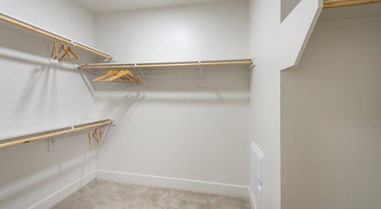 8440 Creekside Green Dr - Photo 6 of 11