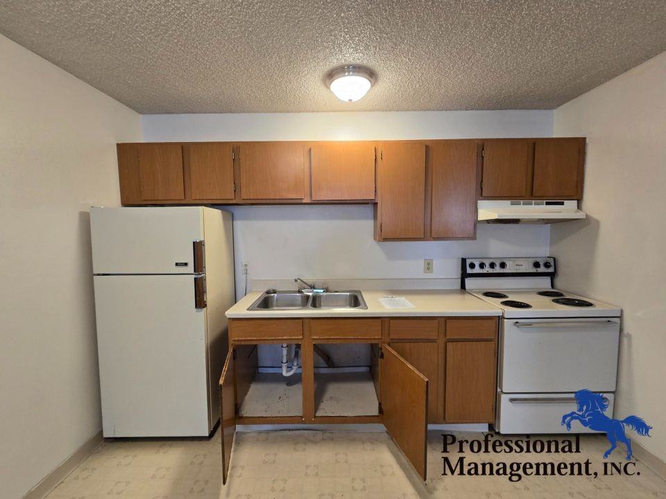 229 S 12th St W #G - Photo 4 of 8