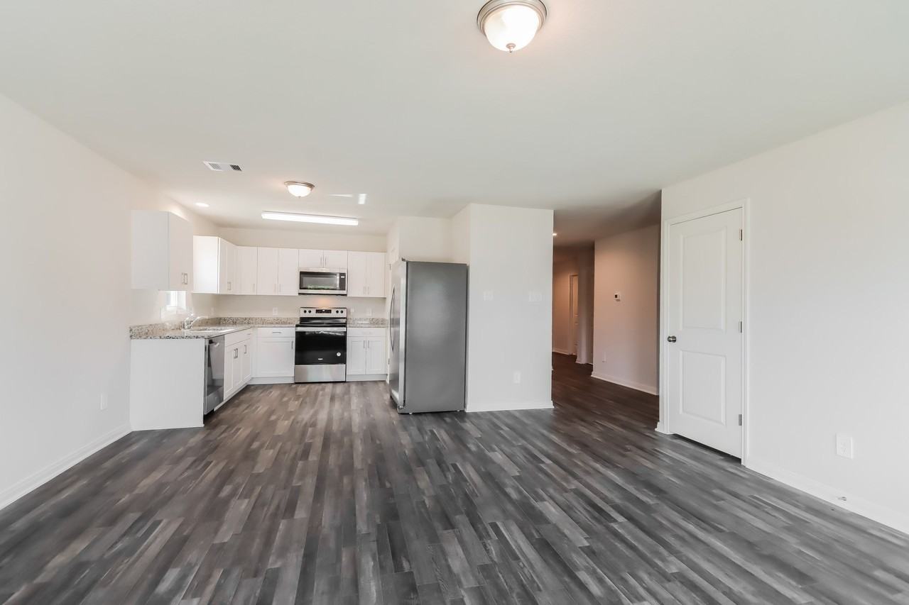 246 Bluebonnet - Photo 3 of 21