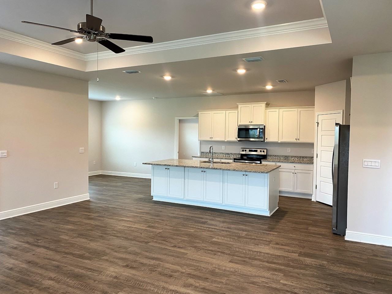 104 London Cir - Photo 6 of 22