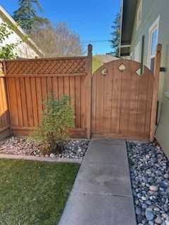 349 Laurel Ave - Photo 3 of 37