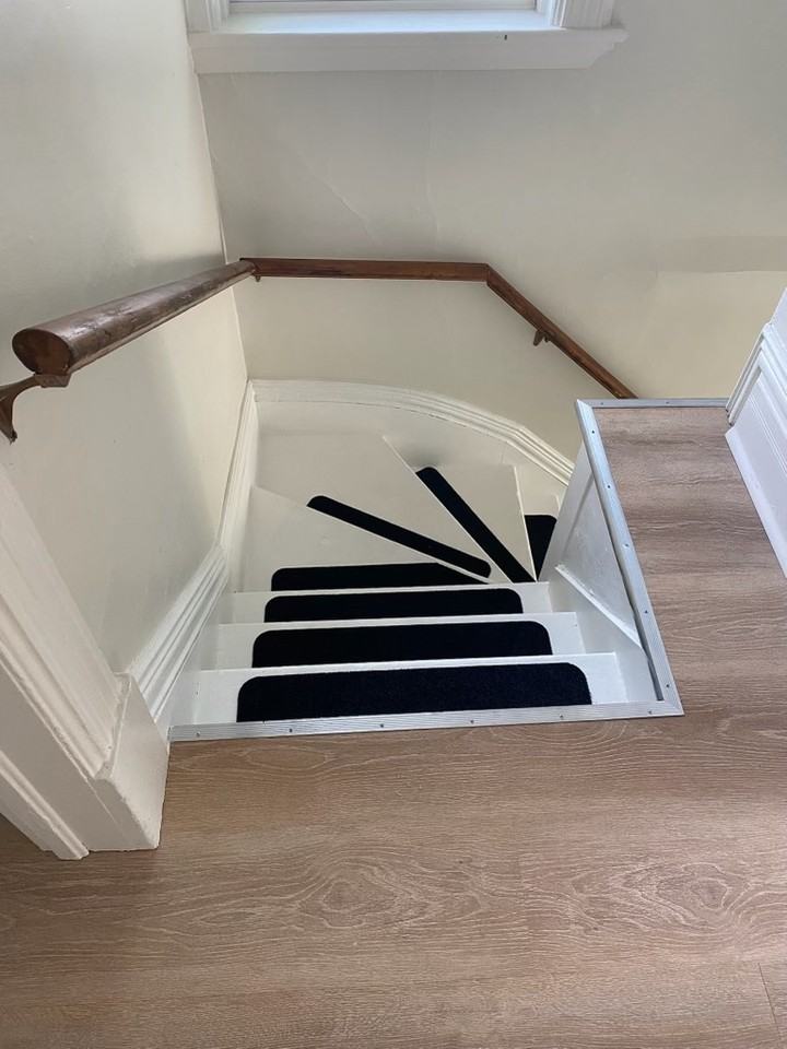 238 Wolsely Street - Photo 3 of 11