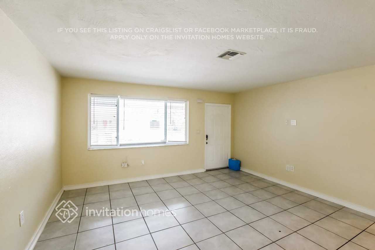6740 Sw 10th Ct - Photo 3 of 17
