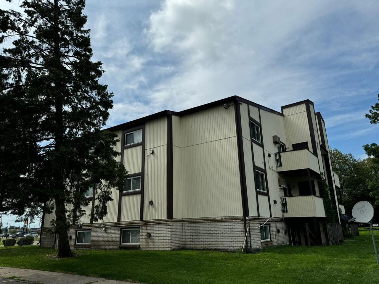 Delta Park - Photo 7 of 50