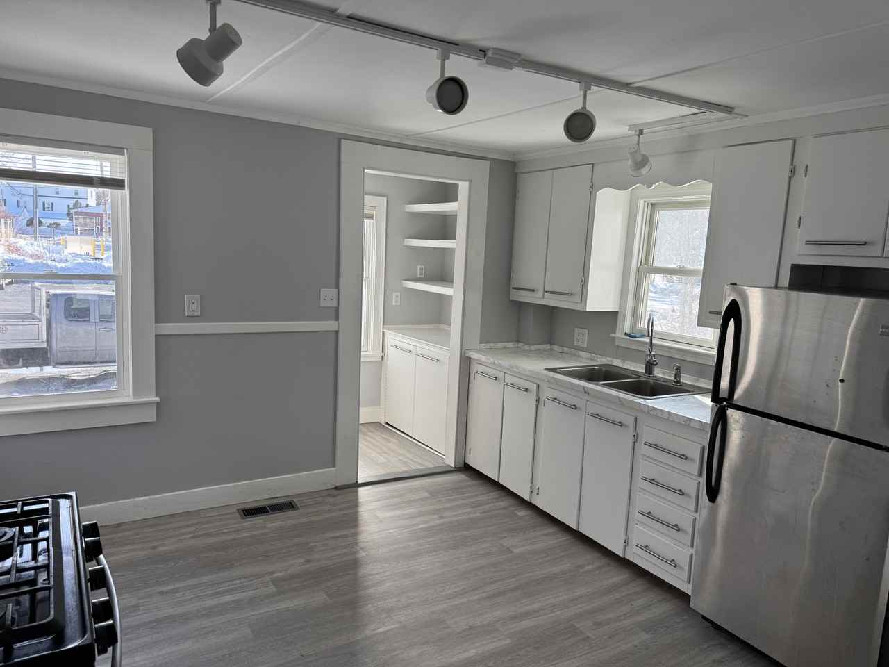 769 Washington St #1 - Photo 4 of 11