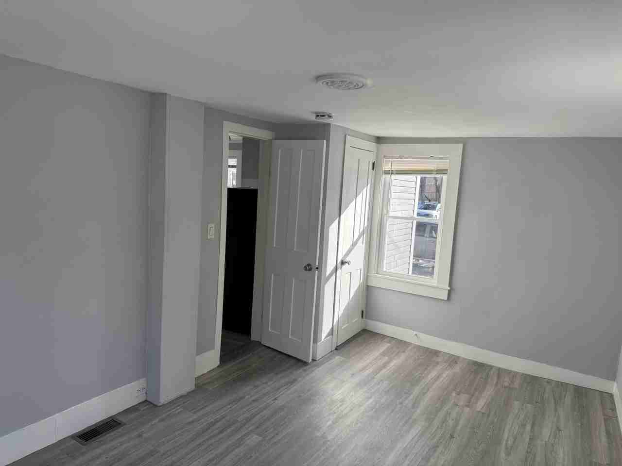 769 Washington St #1 - Photo 5 of 11