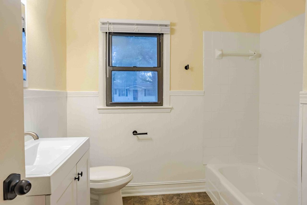 211 Lana Dr #NA - Photo 6 of 16