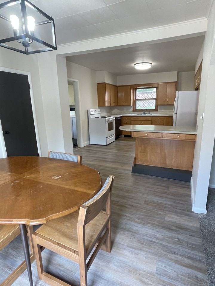 1417 Beltrami Ave Nw #NA - Photo 3 of 14