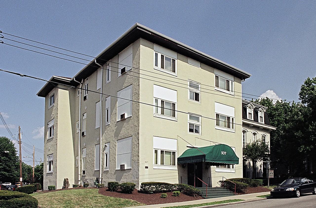 507 Shady Ave #A6