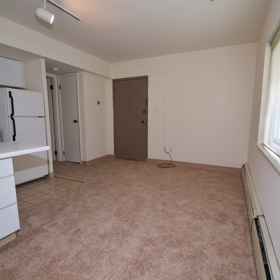 507 Shady Ave #A6 - Photo 3 of 6