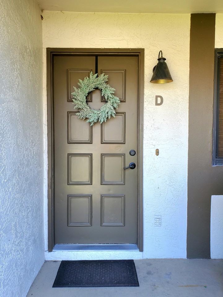 2948 Bancroft Cir E #D - Photo 2 of 20