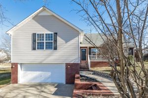 featured image of 2920 Bragg Ct