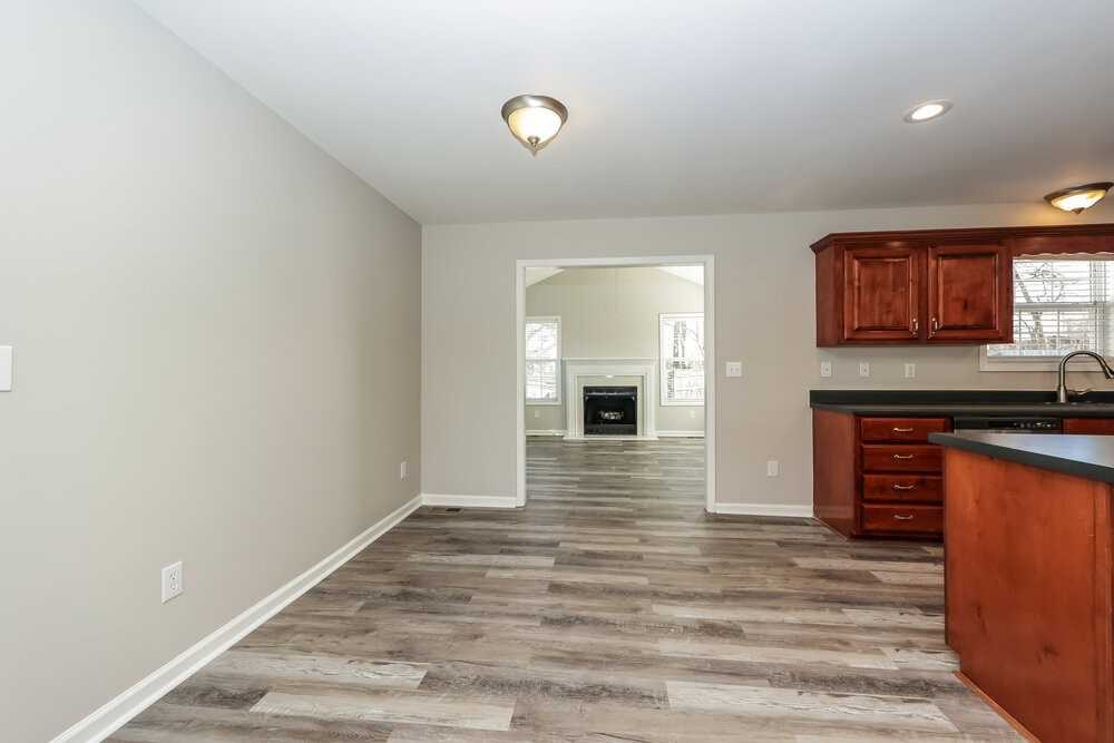2920 Bragg Ct - Photo 7 of 17
