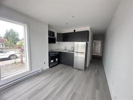 featured image of 995 England Ave #101