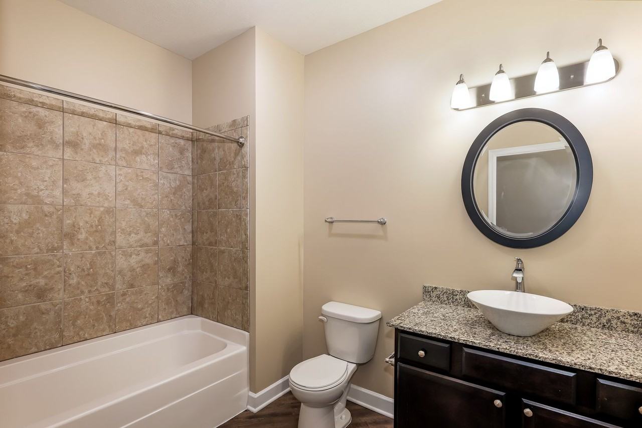 The Villas of Fox Hollow - Photo 7 of 50