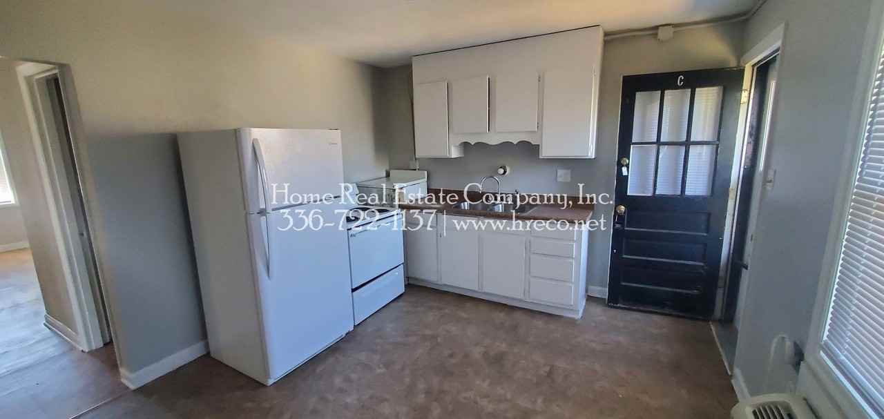 603 W 23rd St #C - Photo 3 of 7