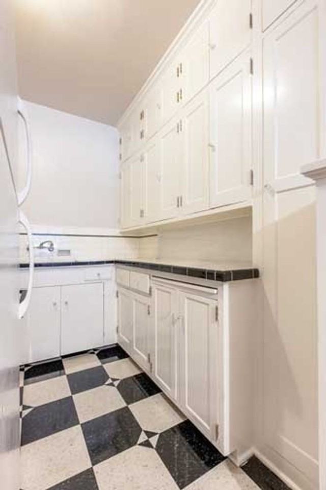 831 SW Vista Ave - Photo 6 of 26