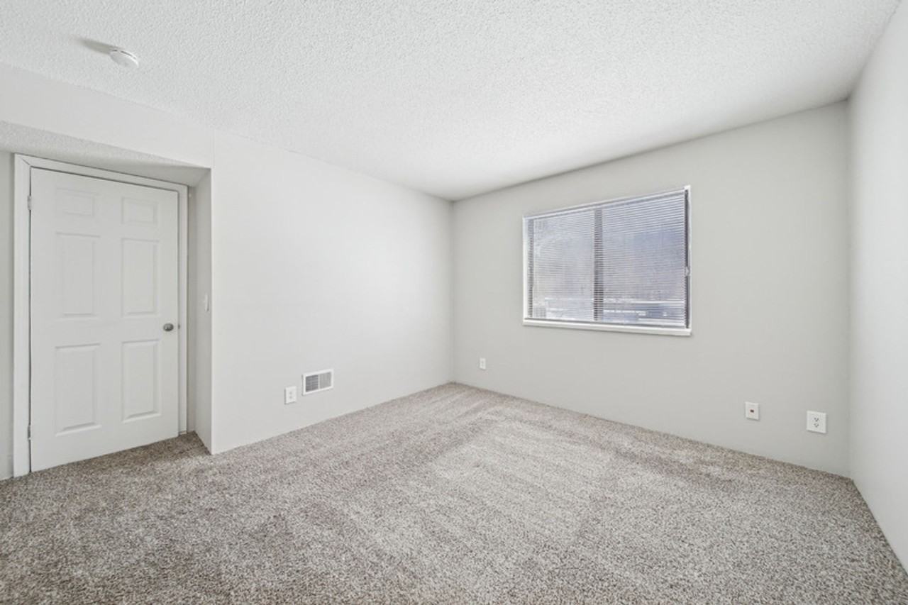 Fox Grove Apartments - Photo 3 of 29