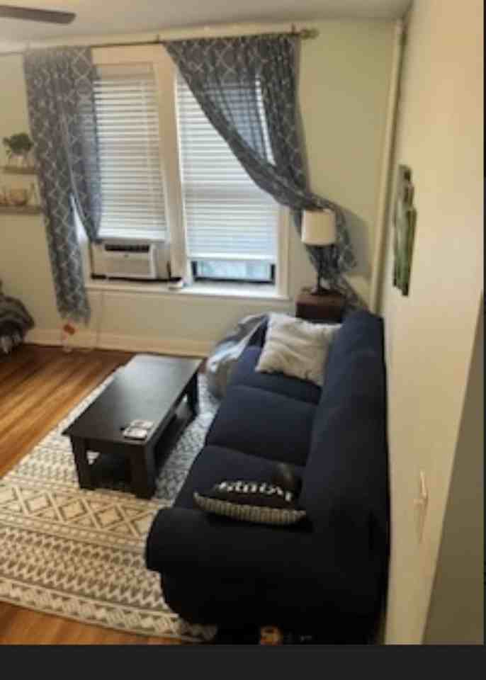 25-46 44th St - Photo 3 of 11