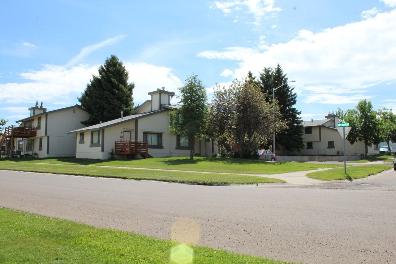 Portage Village Upper East Apartments by Bosley Properties - Photo 3 of 4