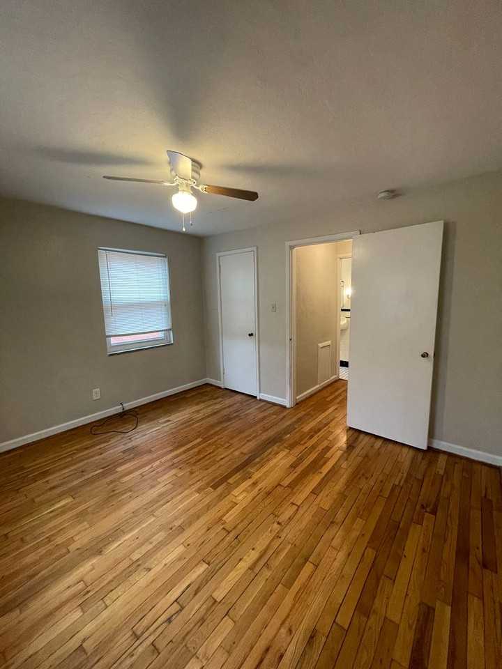 180 Spring Ave #4 - Photo 5 of 16