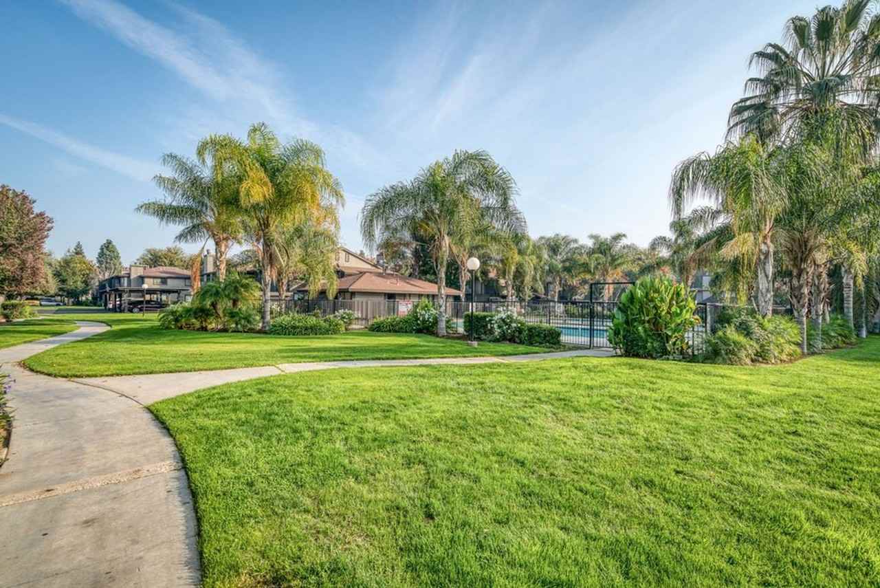 Ranchwood Condos - Photo 6 of 8