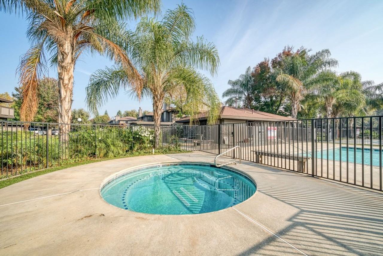 Ranchwood Condos - Photo 7 of 8