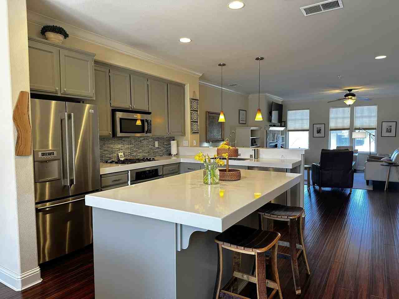 234 Windsor River Rd - Photo 6 of 22