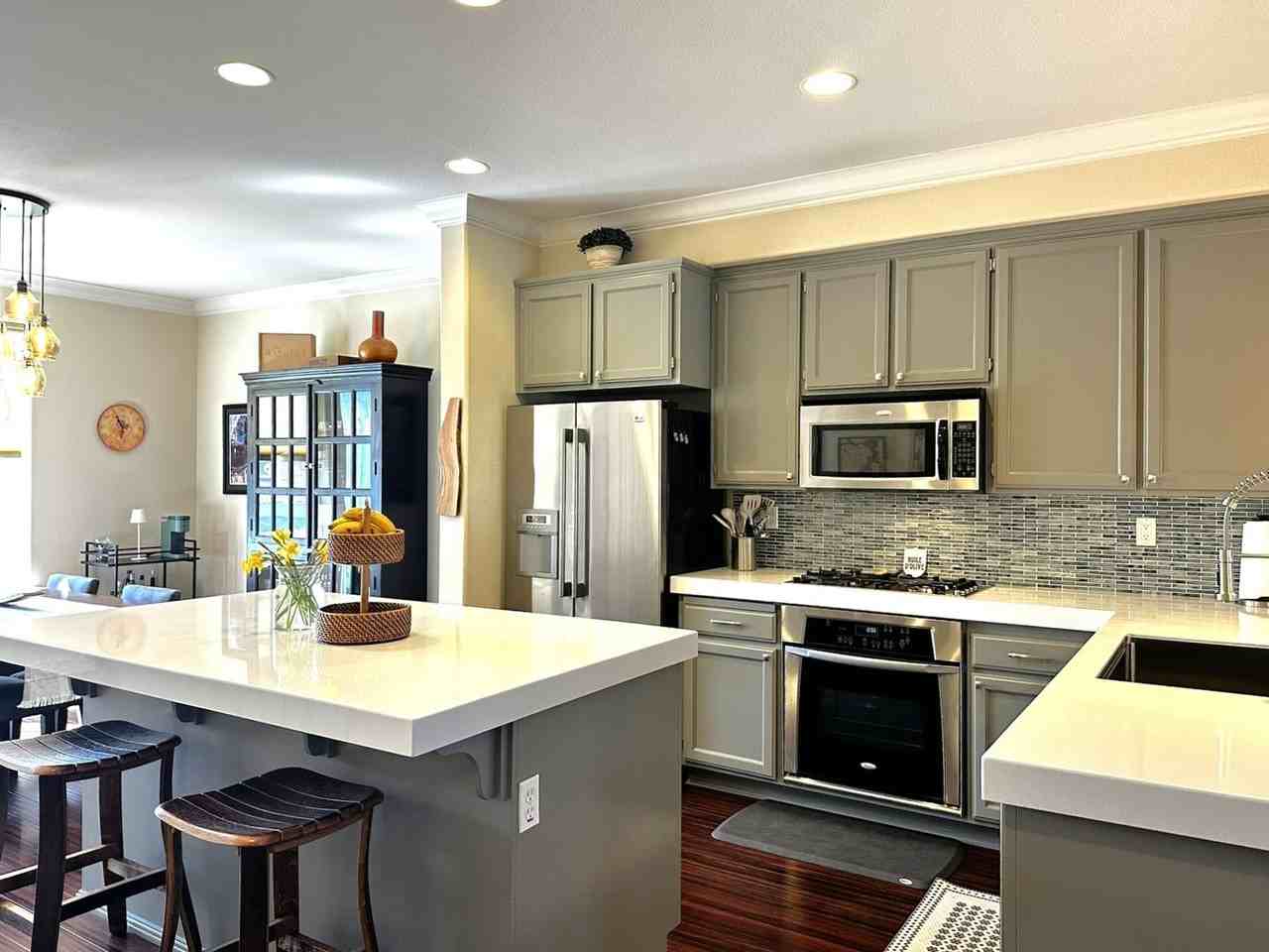 234 Windsor River Rd - Photo 2 of 22