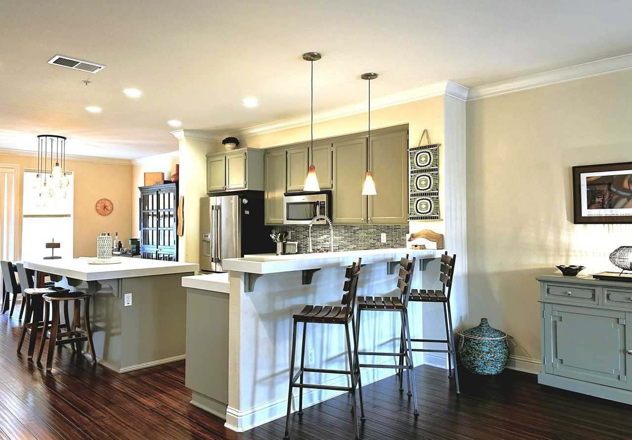 234 Windsor River Rd - Photo 3 of 22