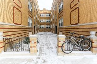 4411 N Kenneth Ave #1A - Photo 1 of 1