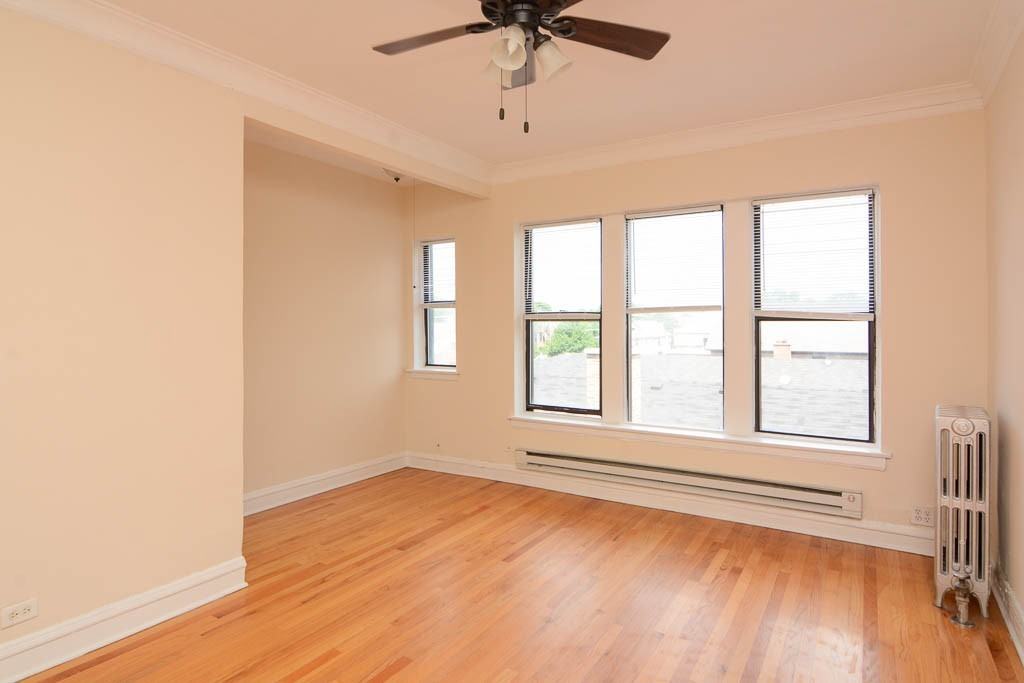 4614 N Paulina St #412 - Photo 5 of 20