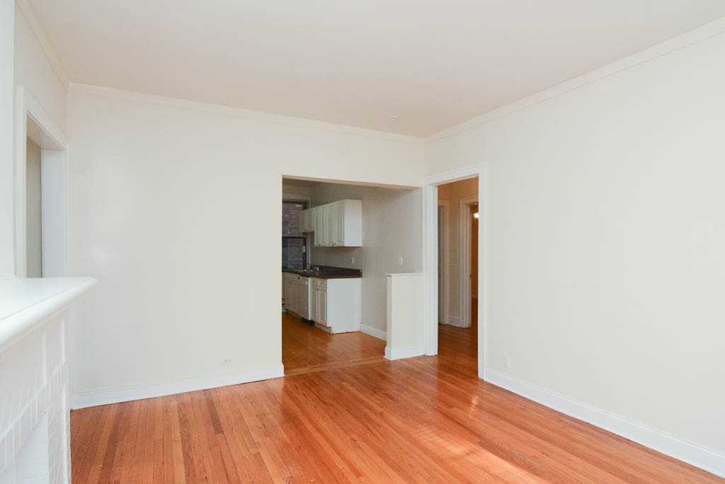 1315 Oak Ave #1J - Photo 6 of 21